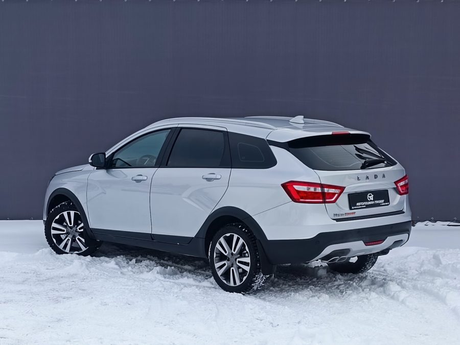 LADA Vesta SW Cross