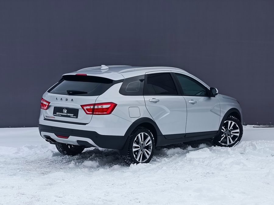LADA Vesta SW Cross