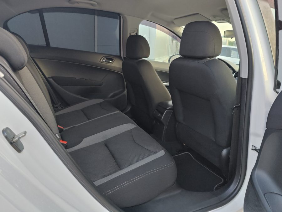 Peugeot 408, 2013