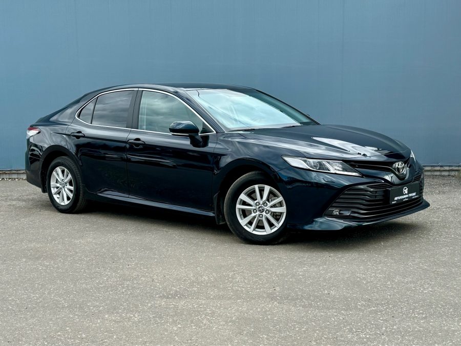 Toyota Camry 2.5 AT