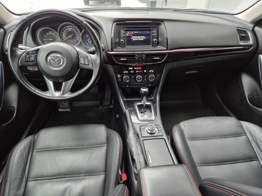 Mazda 6
