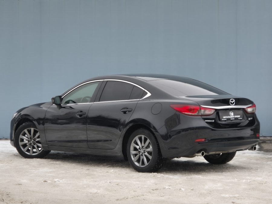 Mazda 6