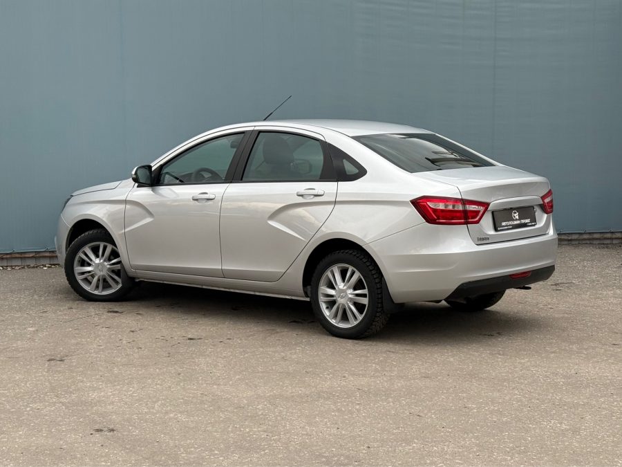 ВАЗ (LADA) Vesta 1.6 MT