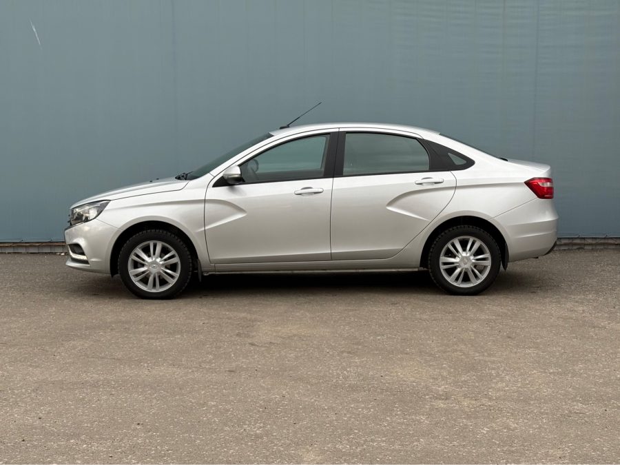 ВАЗ (LADA) Vesta 1.6 MT