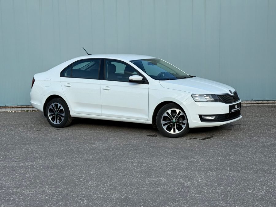 Skoda Rapid 1.6 MT