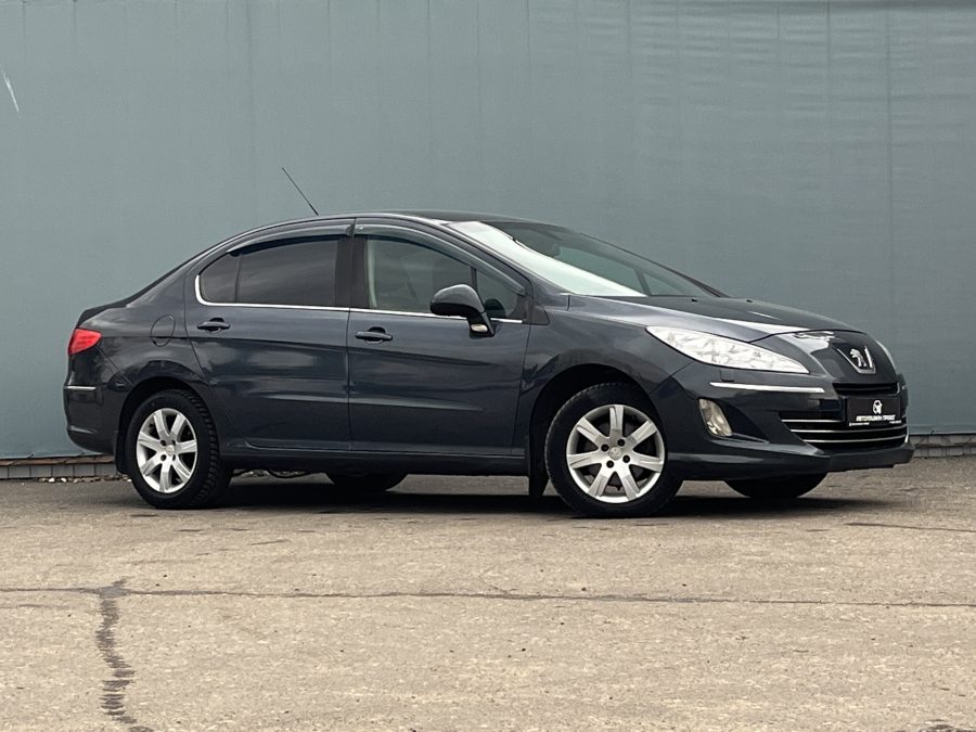 Peugeot 408