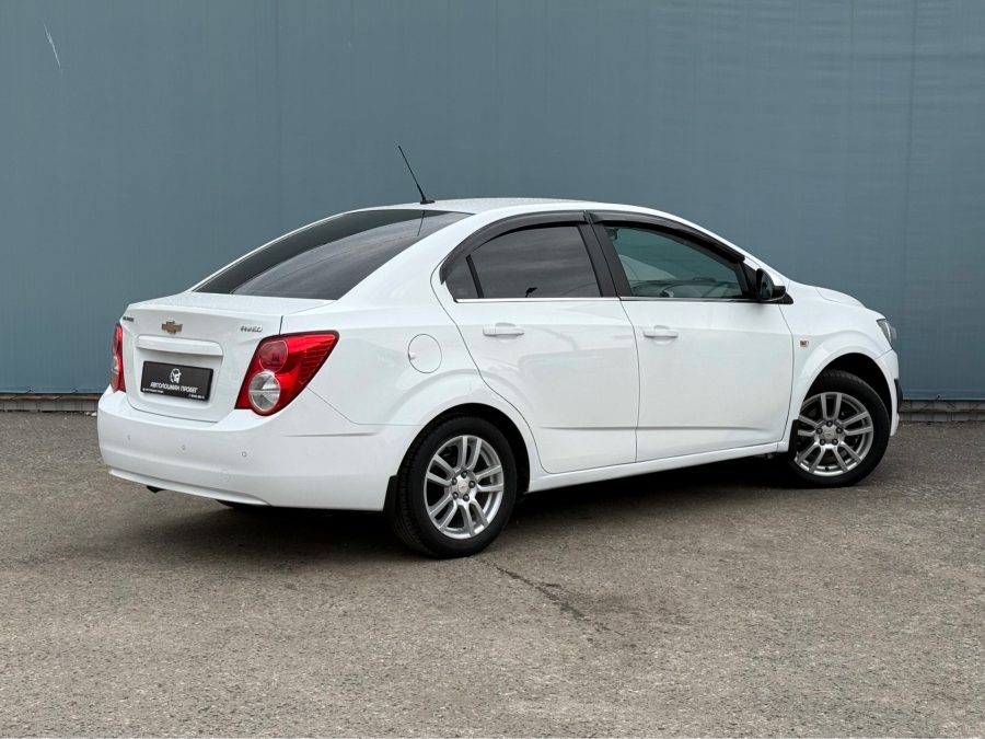 Chevrolet Aveo 1.6 AT