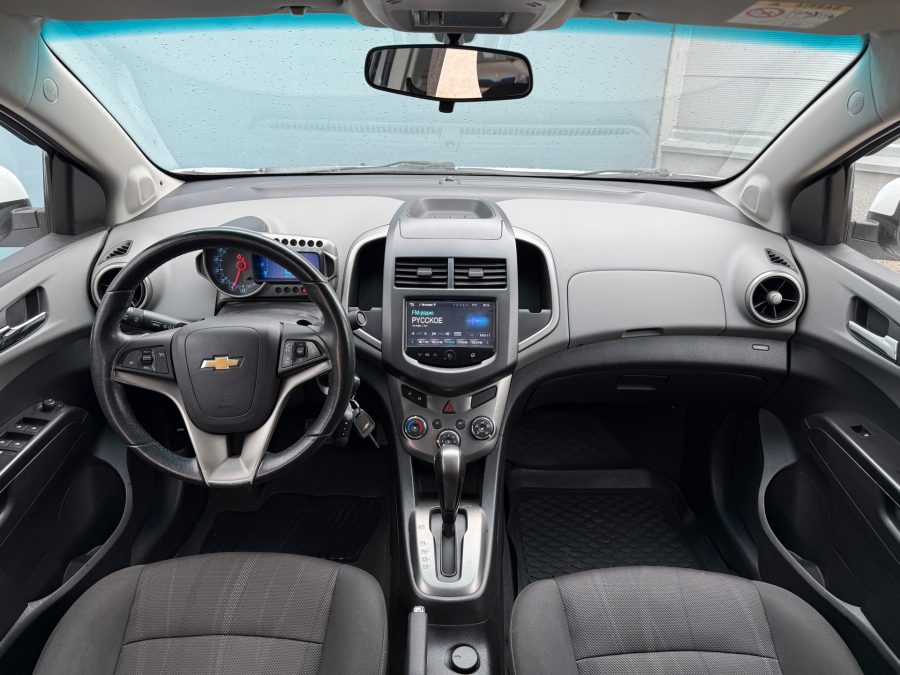 Chevrolet Aveo 1.6 AT