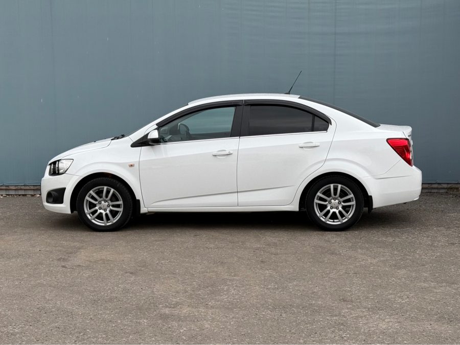Chevrolet Aveo 1.6 AT