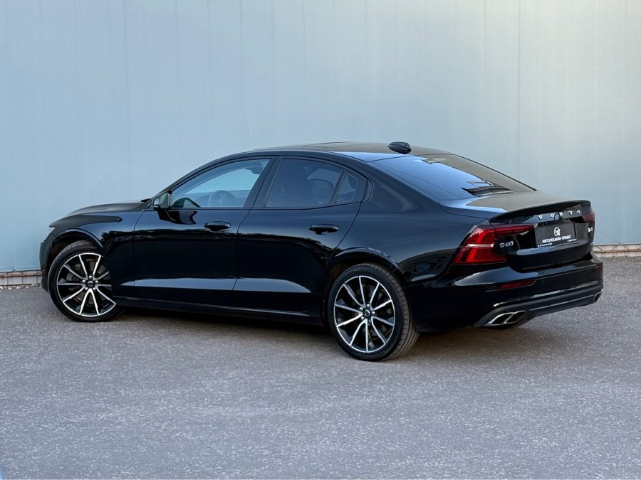 Volvo S60 2.0 AT