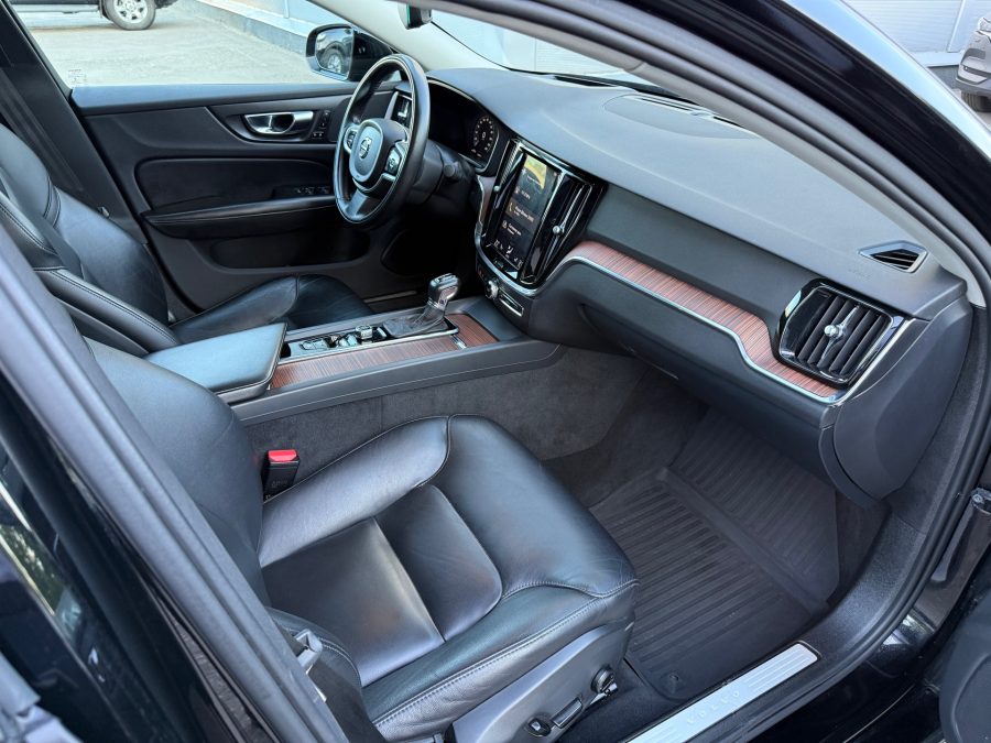 Volvo S60 2.0 AT