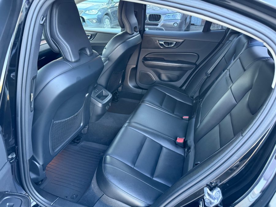Volvo S60 2.0 AT
