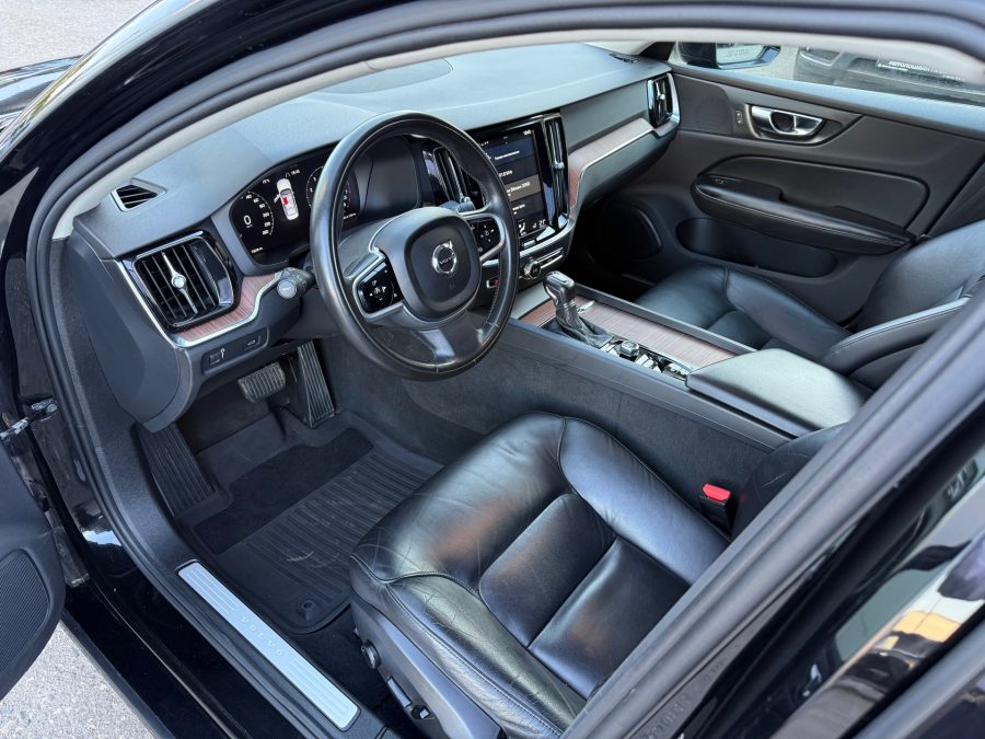 Volvo S60 2.0 AT