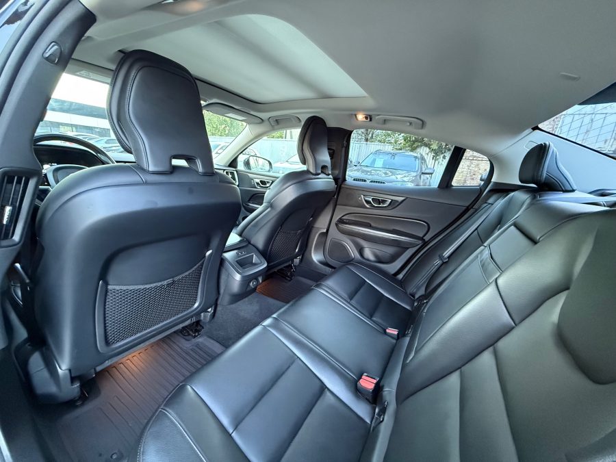 Volvo S60 2.0 AT
