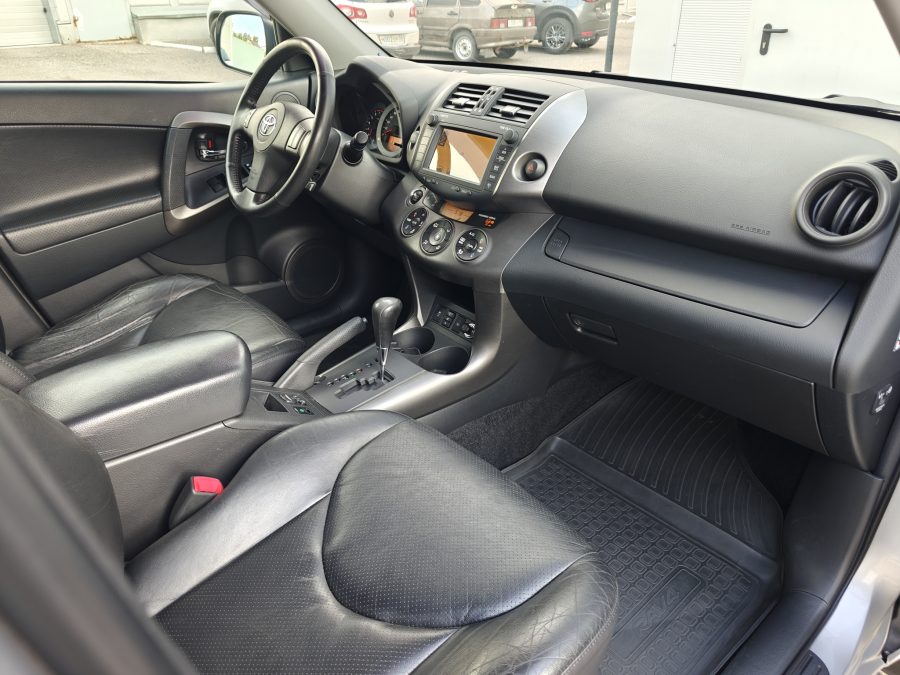 Toyota RAV4 LONG