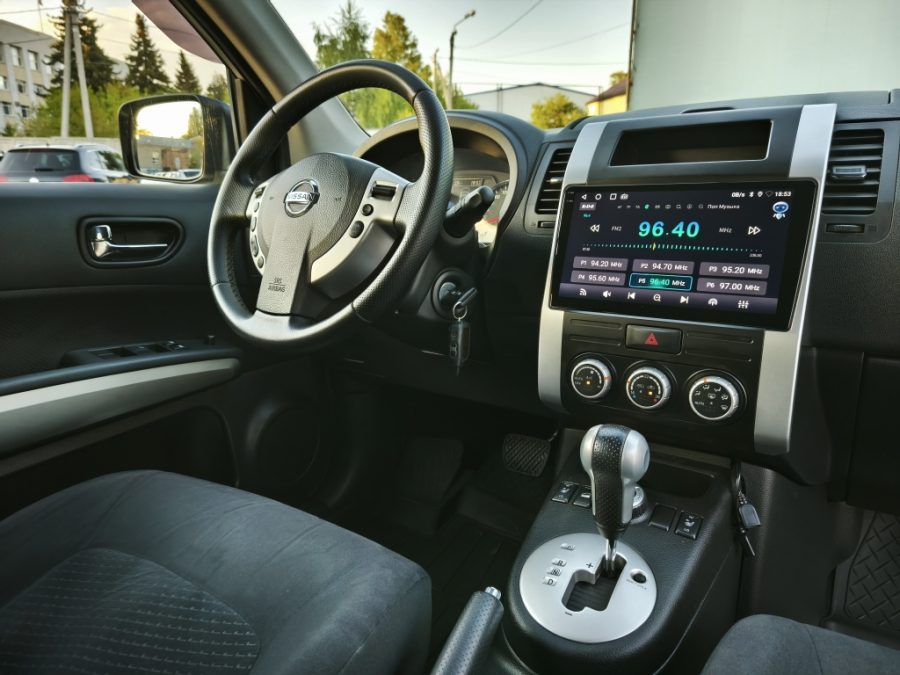 Nissan X-Trail 2.0 AT
