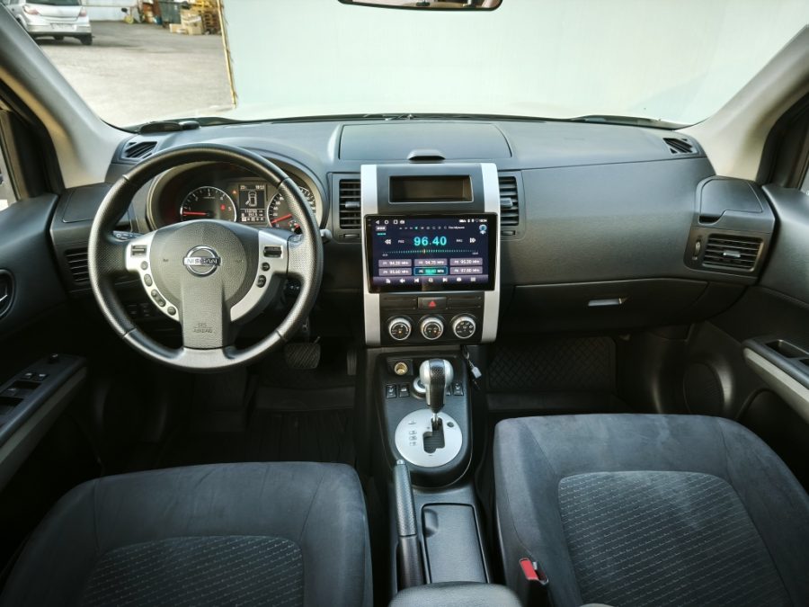 Nissan X-Trail 2.0 AT
