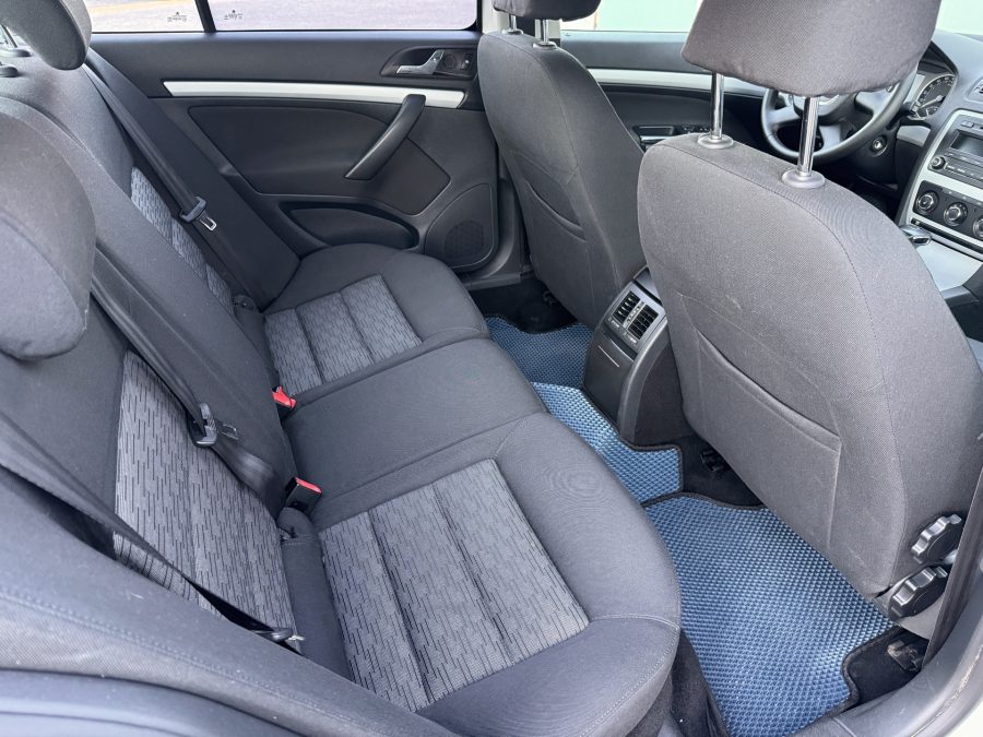 Skoda Octavia 1.6 AT