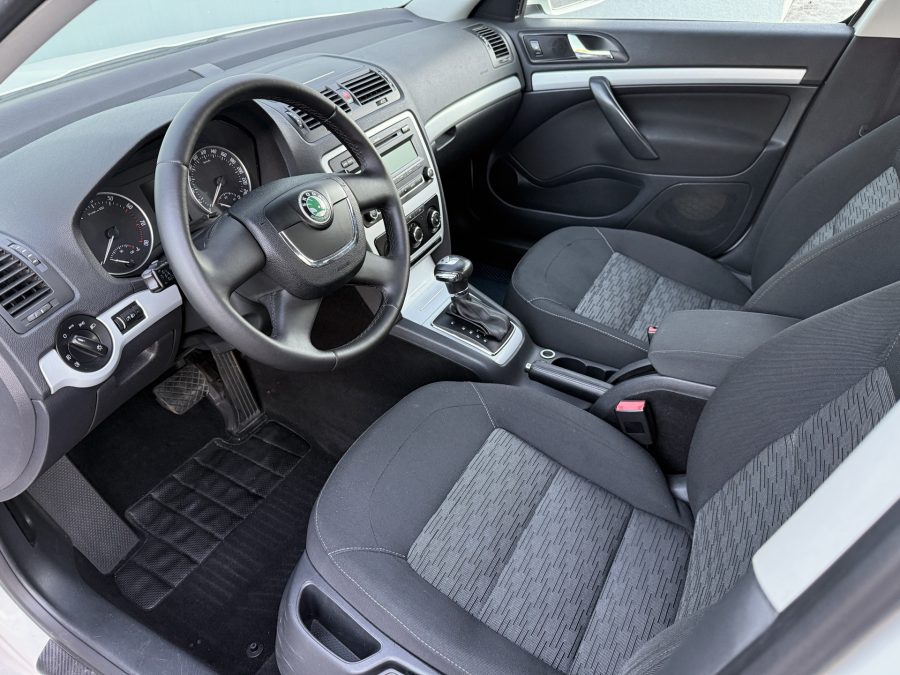 Skoda Octavia 1.6 AT