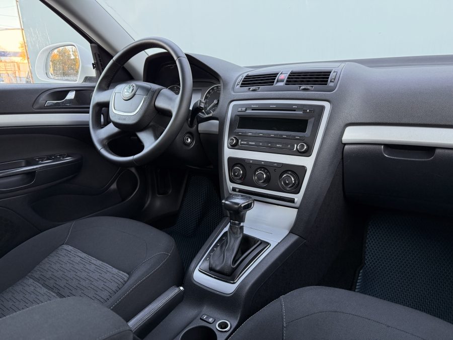 Skoda Octavia 1.6 AT