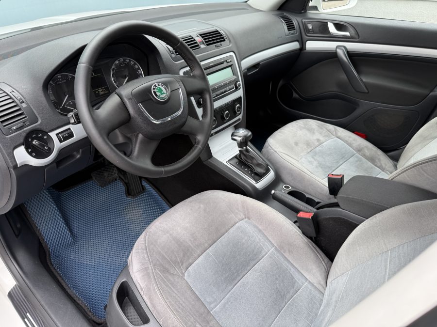 Skoda Octavia 1.6 AT