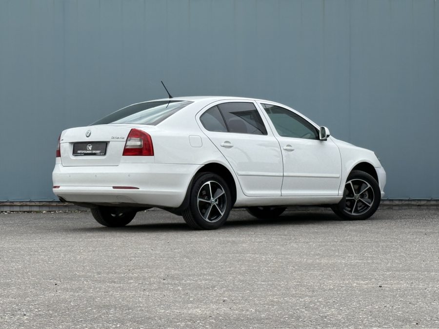 Skoda Octavia 1.6 AT