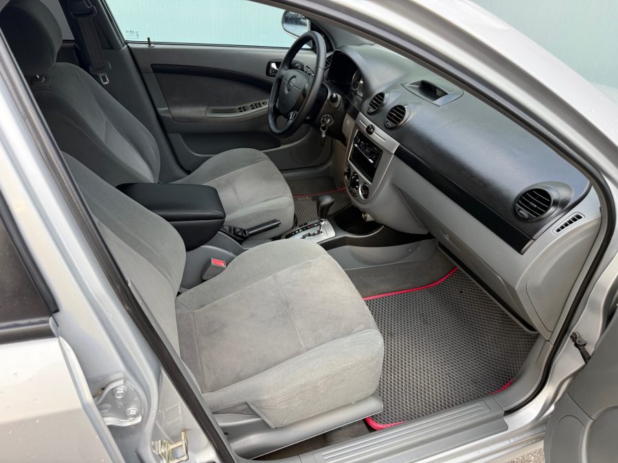 Chevrolet Lacetti 1.6 AT