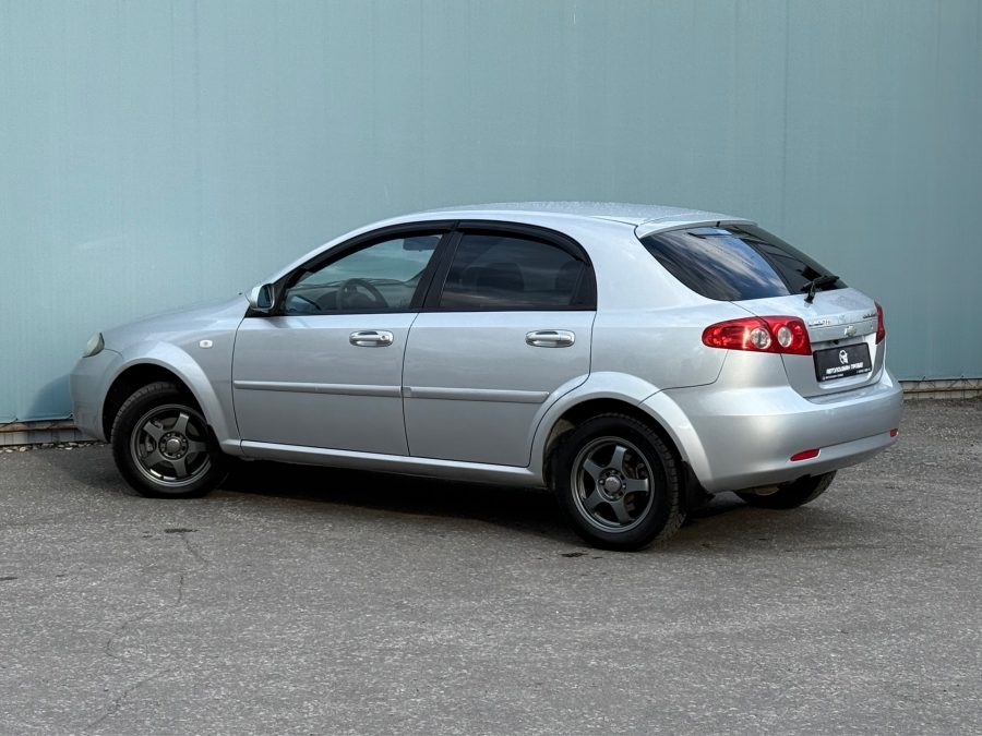Chevrolet Lacetti 1.6 AT