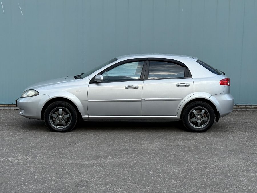 Chevrolet Lacetti 1.6 AT
