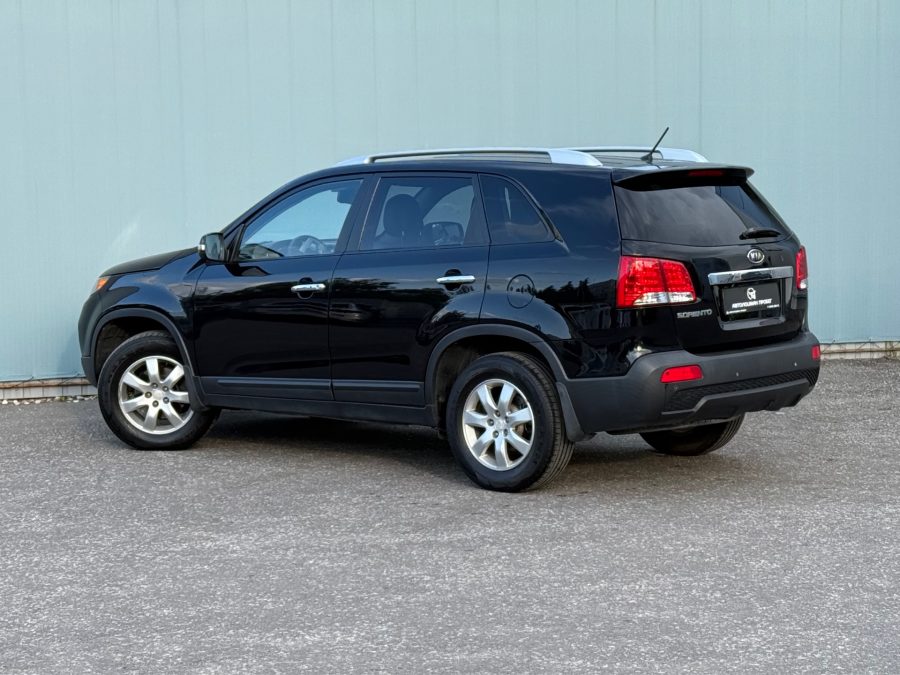 Kia Sorento 2.4 AT