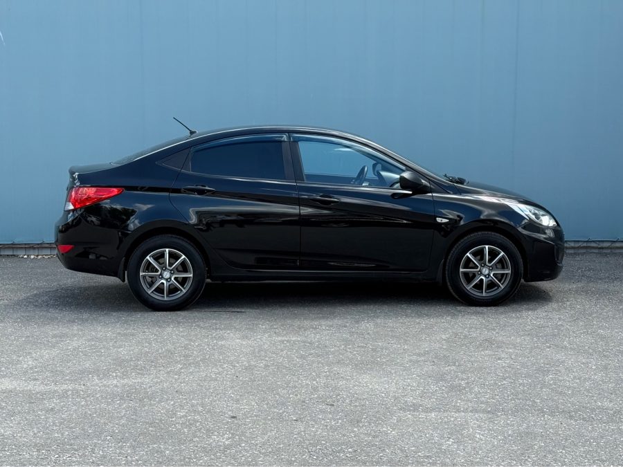 Hyundai Solaris 1.4 MT
