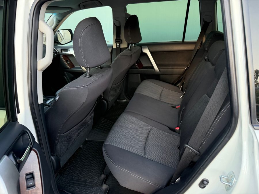 Toyota Land Cruiser Prado 3.0 AT