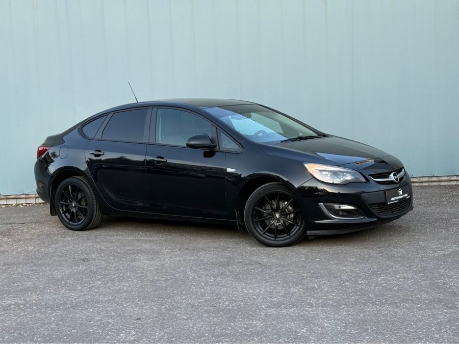 Opel Astra 1.6 MT