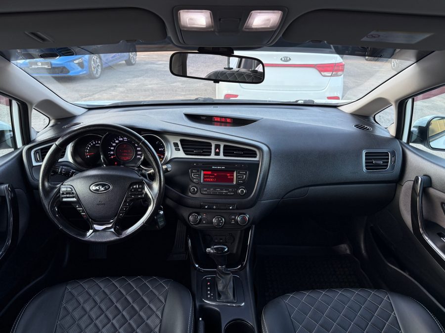 Kia Ceed 1.6 AT