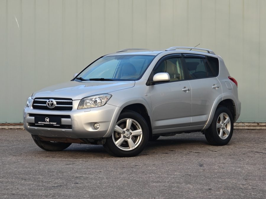 Toyota RAV4 2.4 AT