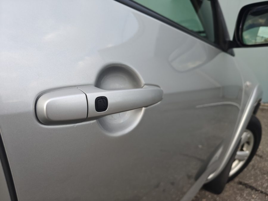 Toyota RAV4 2.4 AT