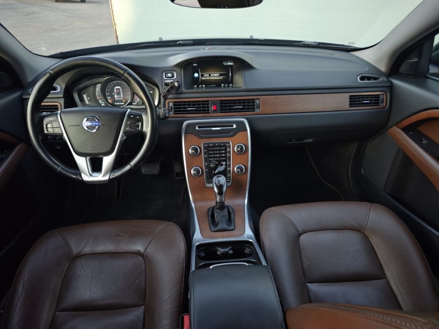 Volvo XC70