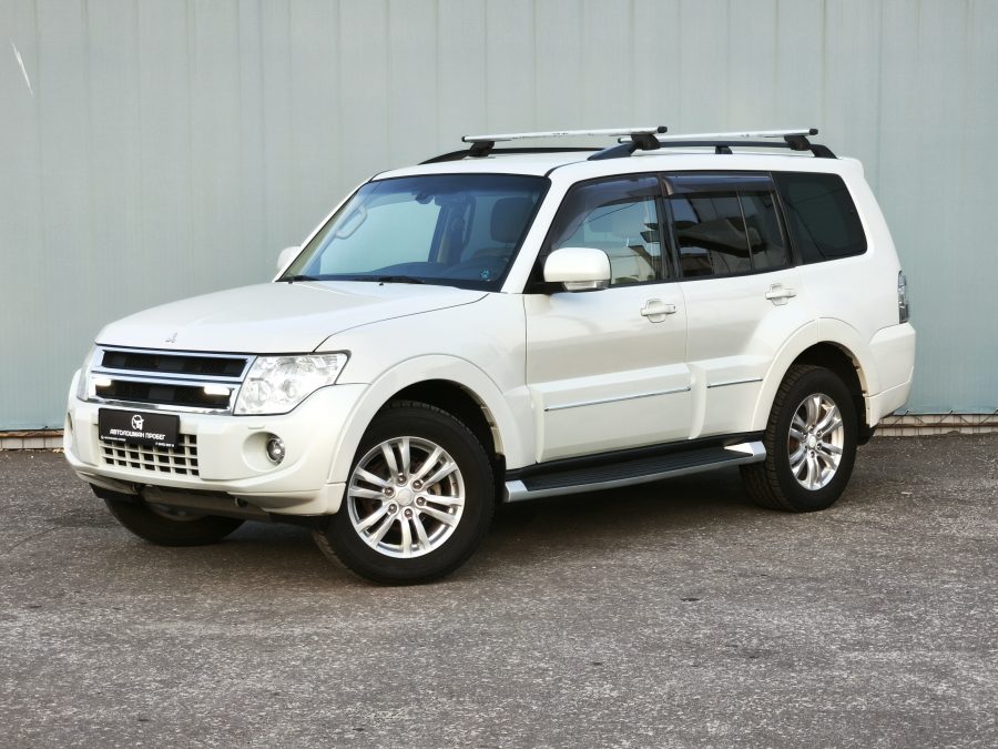 Mitsubishi Pajero IV Рестайлинг