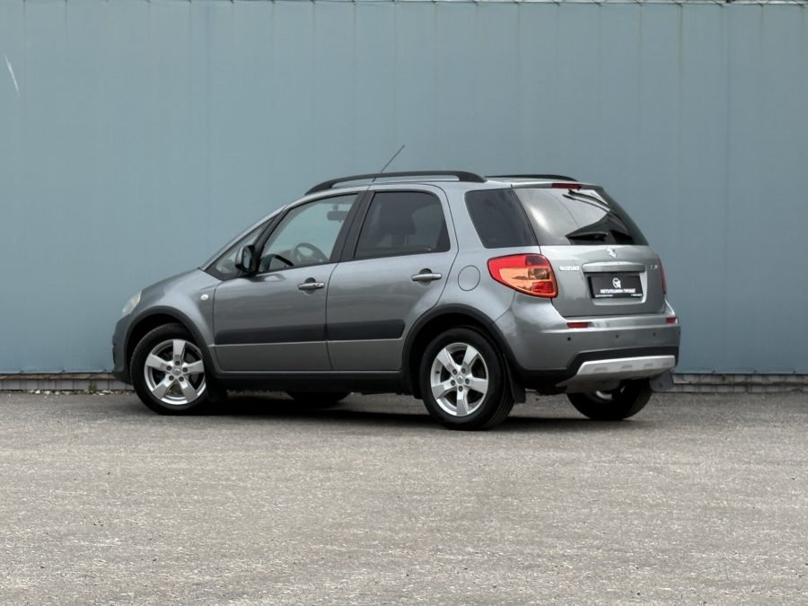 Suzuki SX4 1.6 AT