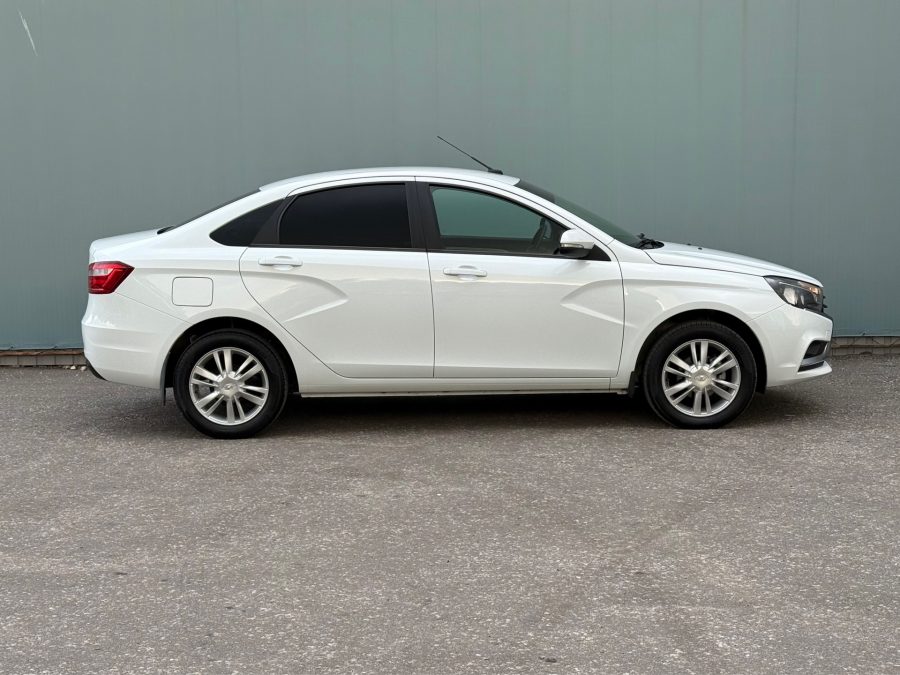 ВАЗ (LADA) Vesta 1.6 MT