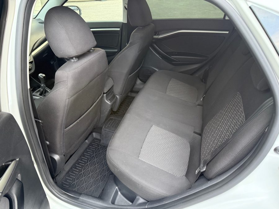 ВАЗ (LADA) Vesta 1.6 MT