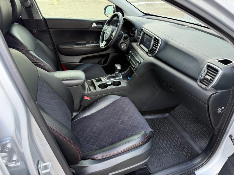 Kia Sportage 2.0 AT