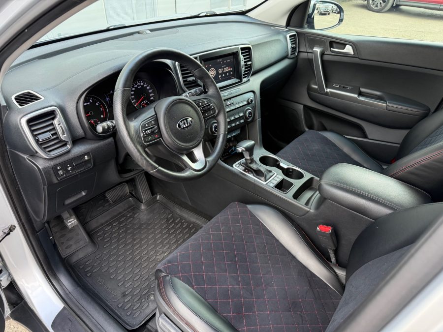 Kia Sportage 2.0 AT
