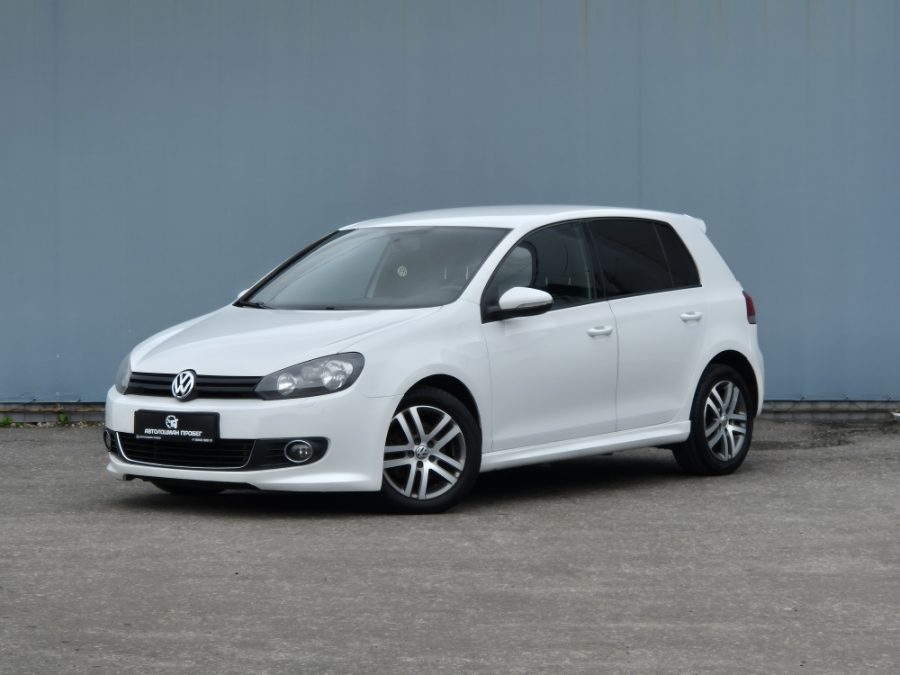 Volkswagen Golf R-Line