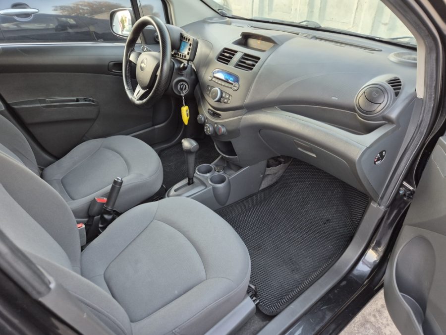 Chevrolet Spark 1.0 AT