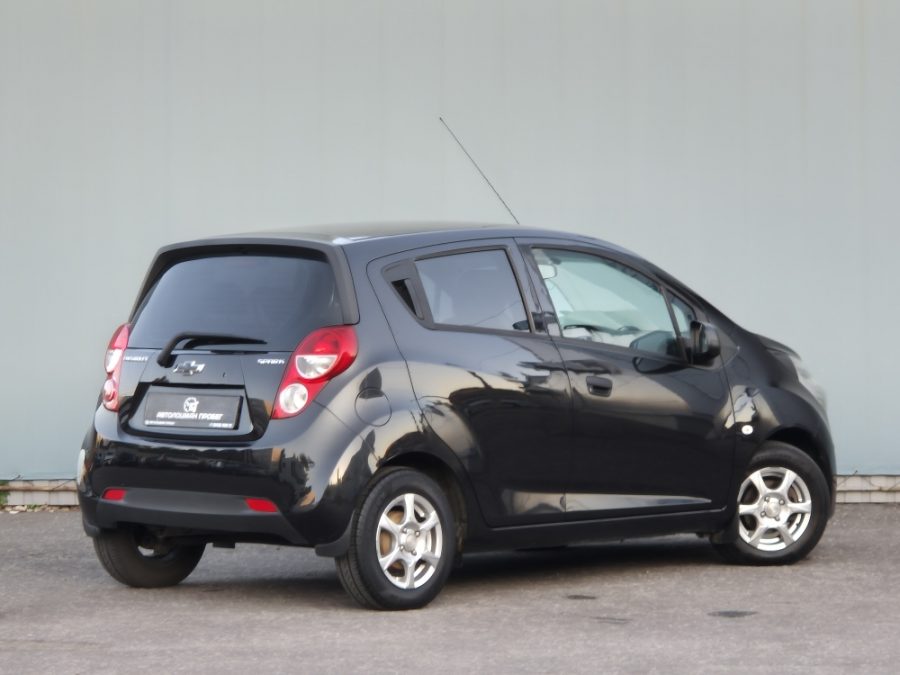 Chevrolet Spark 1.0 AT