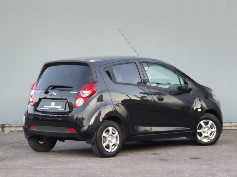 Chevrolet Spark 1.0 AT
