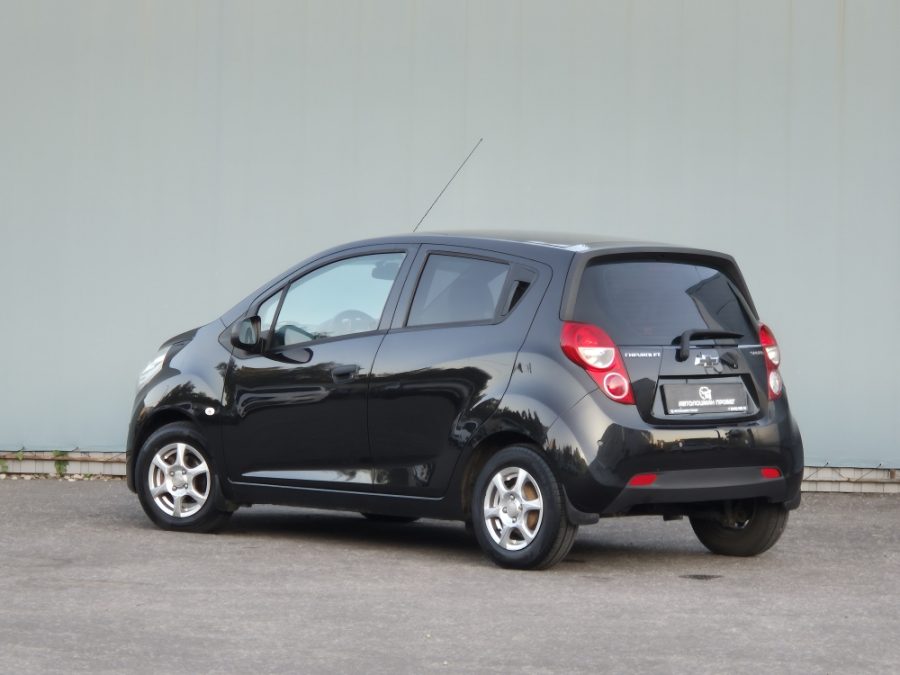 Chevrolet Spark 1.0 AT