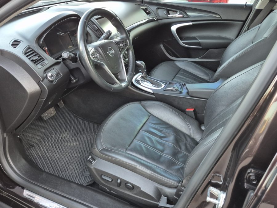 Opel Insignia 2.0 AT