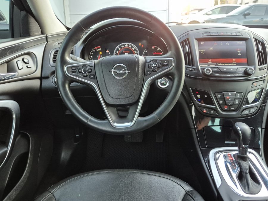 Opel Insignia 2.0 AT